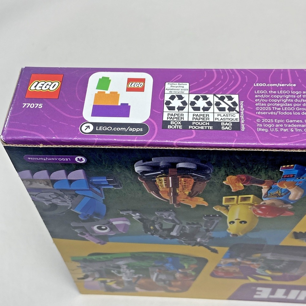 LEGO® FORTNITE‎ Peely & Sparkplug's 77075 - Picture 4 of 7